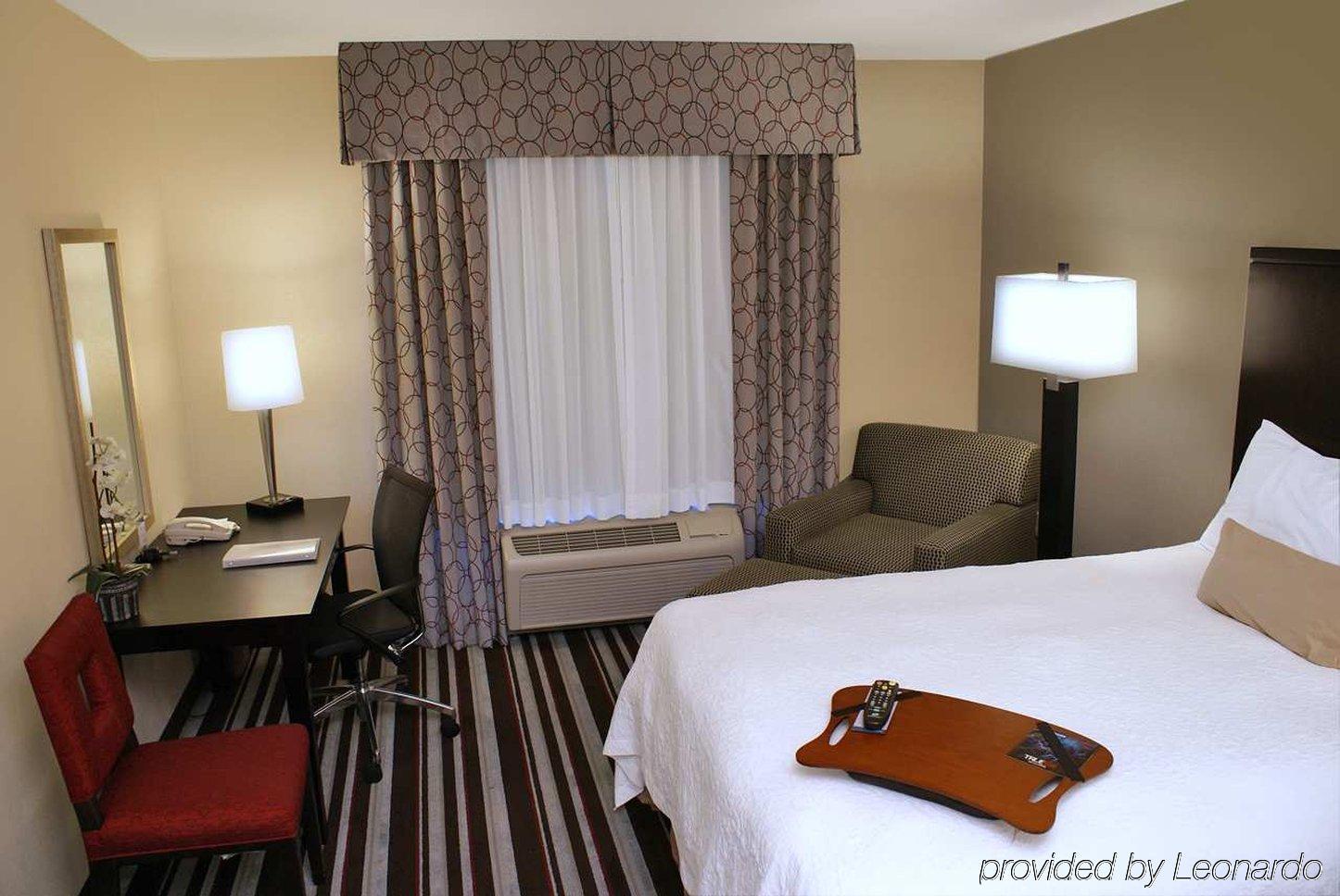 Hampton Inn & Suites San Diego-Poway Habitación foto